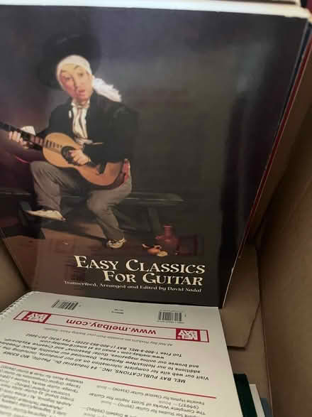 Photo of free Classical guitar books (Cleveland Park) #3