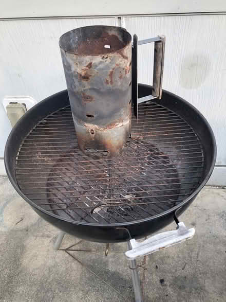 Photo of free Webber Charcoal Kettle Grill (Columbia Heights, DC) #2