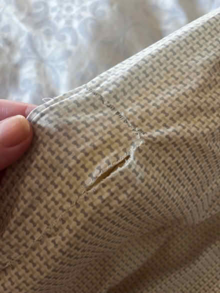 Photo of free King size double duvet cover and two matching pillow cases. (Bradford on Avon BA15) #3
