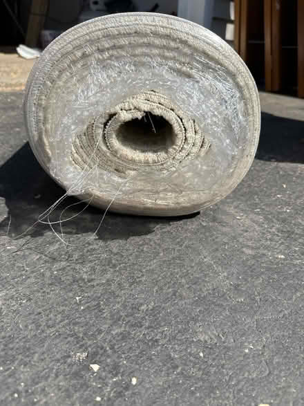 Photo of free carpet remnant neutral color (Liverpool) #3