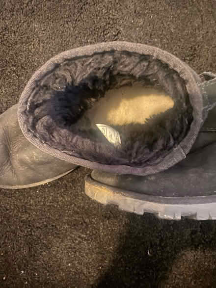 Photo of free Black shearling boots size 9 (Shenley Brook end MK5) #2