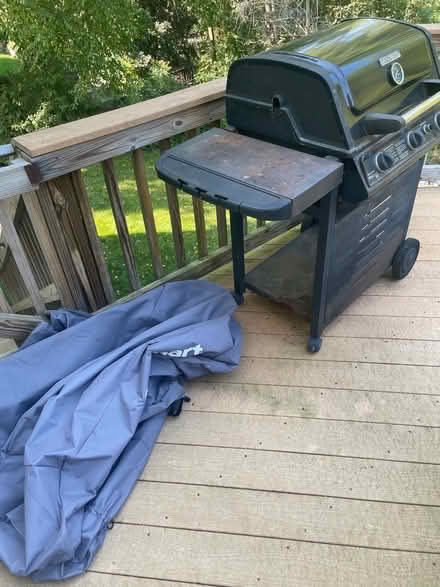 Photo of free Gas Grill (Urbana, MD) #2