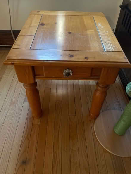 Photo of free 2 coffee tables 1 living room table (Lyndhurst) #1