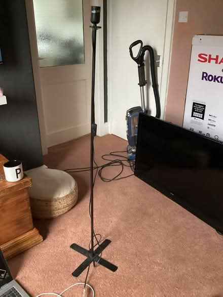 Photo of free Floor lamp, needs new plug (M16 Trafford) #1