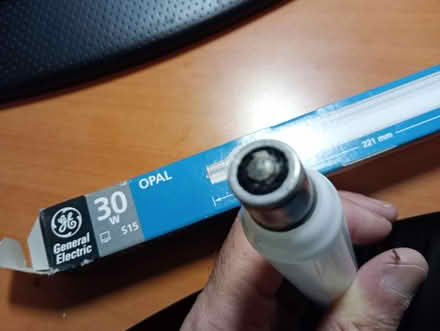 Photo of free 30W tungsten strip lamp (unused) (Knaresborough HG5) #4