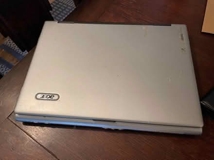 Photo of free North Common. Old Acer laptop (The Batch) #3