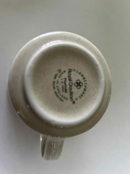 Photo of free Royal Doulton Florinda cups and saucers (Morley LS27) #1