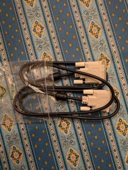 Photo of free electronic cords (near Old Town Gaithersburg) #2