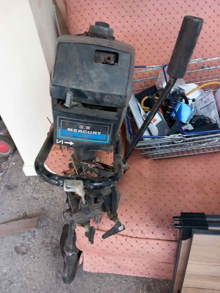 Photo of free Outboard Engine (New Milton BH25) #1
