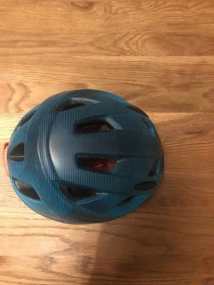 Photo of free Specialized Kids Helmet (Fishponds BS16) #4