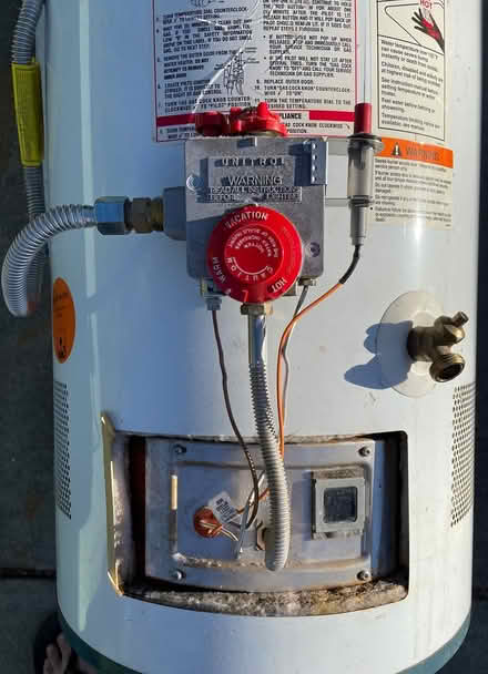 Photo of free 40G gas water heater (Near De Anza College) #2