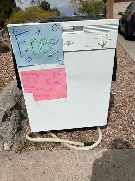 Photo of free Dishwasher (High resort and Broadmoor) #1