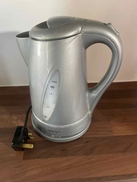Photo of free Cordless kettle (Corner Hall HP2) #1