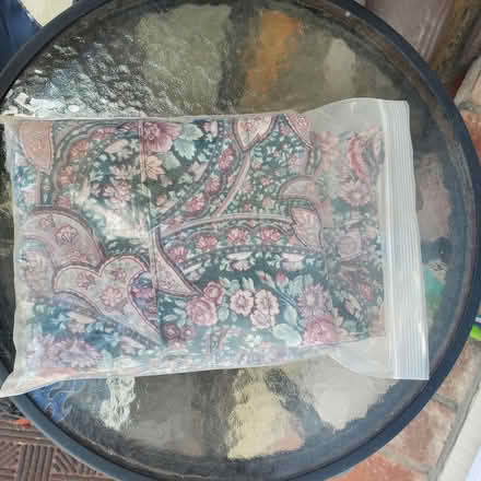 Photo of free cafe medium-weight curtains (Cupertino Sunnyvale) #1