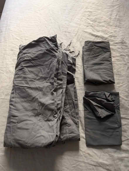 Photo of free Gray duvet cover set (Gramercy Park) #1