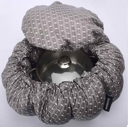 Photo of free Wonderbag Slow Cooker / Cool Bag (Hill Head, PO14 2) #3