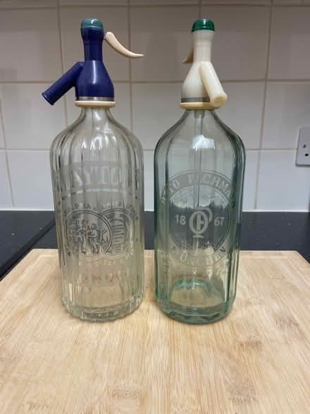 Photo of free Vintage soda siphons (BR3) #1