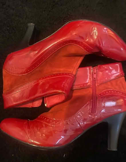 Photo of free Hush puppies booties size 9 (Shenley Brook end MK5) #3