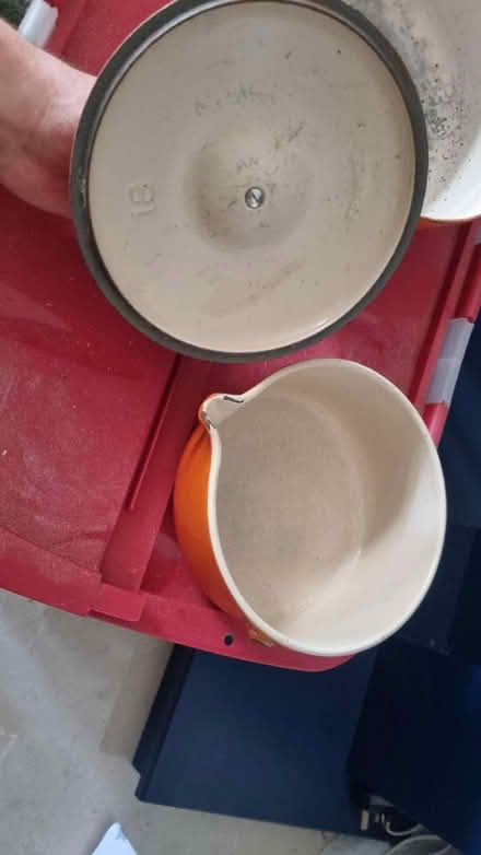 Photo of free Le creuset pot with lid (Tolworth KT6) #2