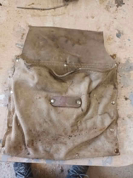Photo of free Carpenter's belt pouch (North Tonbridge TN10) #1