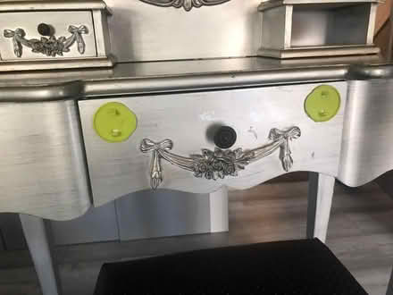 Photo of free Dressing table and mirror (Greenwich SE10) #2