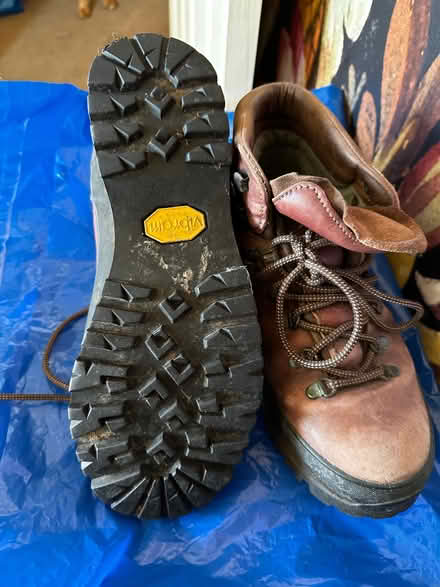 Photo of free Leather walking boots size 8 (Gleadless Common S12) #1