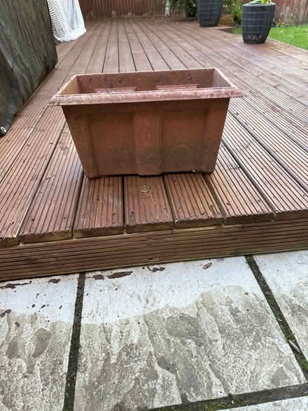 Photo of free Plastic plant pot (Ascot SL5) #1