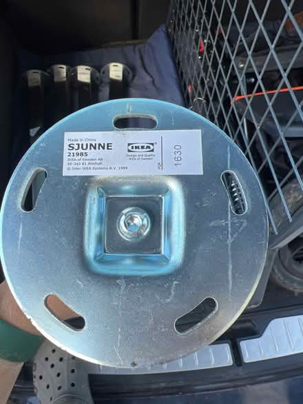 Photo of free 5 x ikea Sjunne table legs (Chalfont St Peter) #2