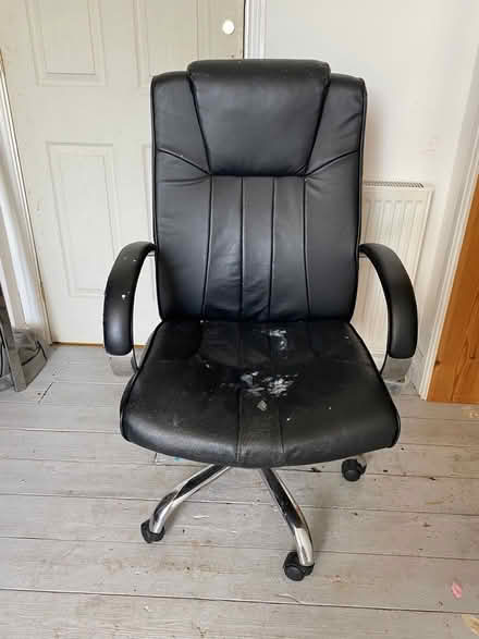Photo of free Black office chair (Morecambe) #4