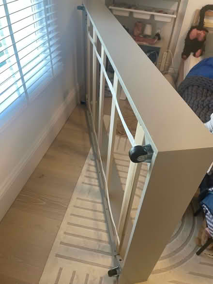 Photo of free Single trundle bed with mattress (W3 9HF) #2