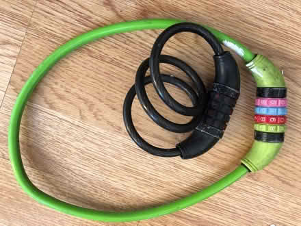 Photo of free 2 small bike chains (Cold Harbour OX1) #1
