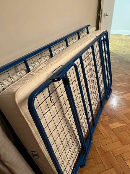 Photo of free Single bed with 2nd frame under (Belsize Park, NW3) #1