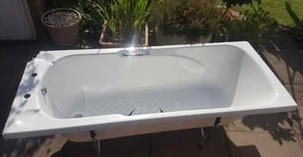 Photo of free bath (wednesfield) #1