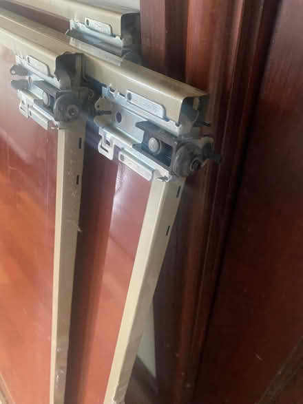 Photo of free 3 x mirrored sliding wardrobe doors (Saltney Ferry CH4) #3
