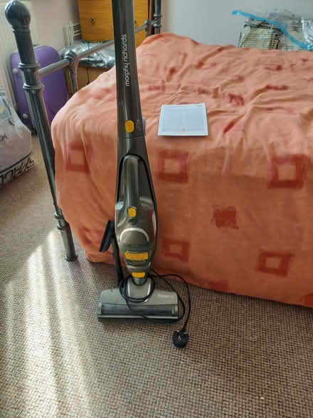 Photo of free Upright cordless bagless vacuum cleaner (Fratton PO1) #1