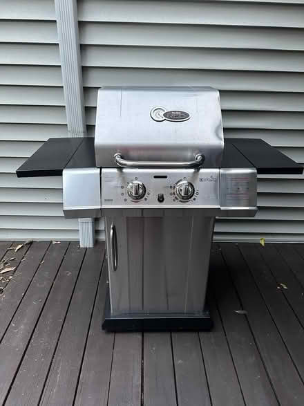 Photo of free Char Broil InfraRED Grill (Ossining, NY) #1