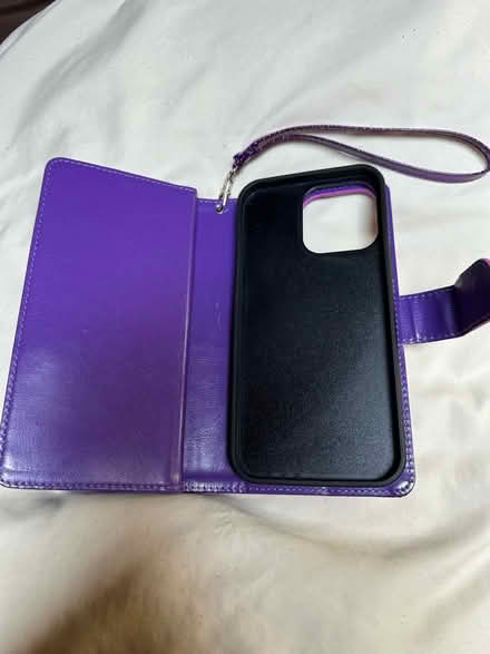 Photo of free iPhone 14 Pro Max wallet/phone case (South Elgin) #2