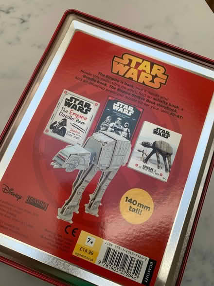 Photo of free Star Wars tin with books (Tadworth KT20) #4
