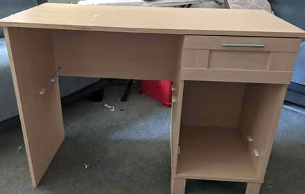 Photo of free Desk (Waterlooville PO8) #1