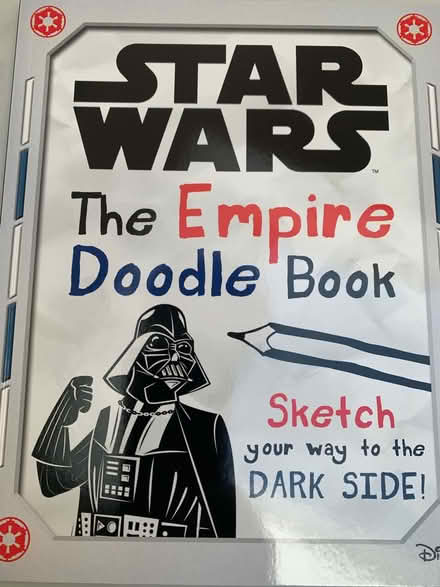 Photo of free Star Wars tin with books (Tadworth KT20) #2