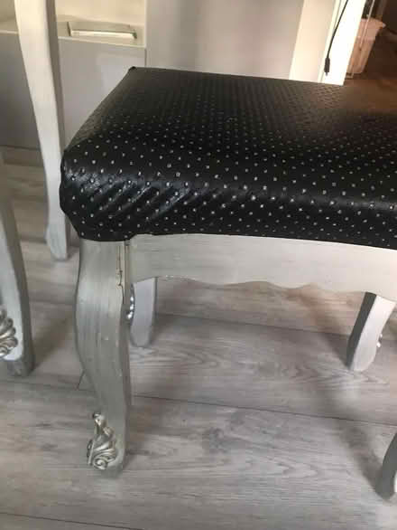 Photo of free Dressing table and mirror (Greenwich SE10) #4