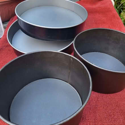 Photo of free 4 baking tins - barely used (Whittlebury NN12) #2