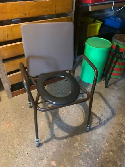 Photo of free Two commodes (Dawes Green) #1