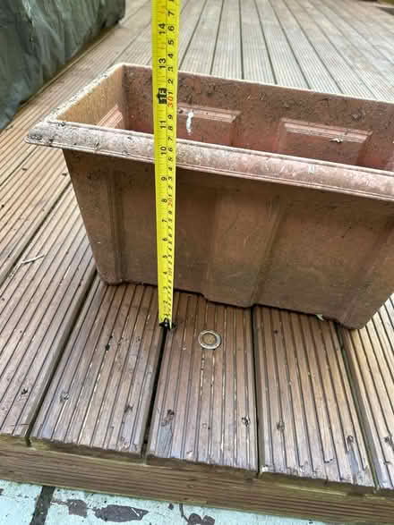 Photo of free Plastic plant pot (Ascot SL5) #2