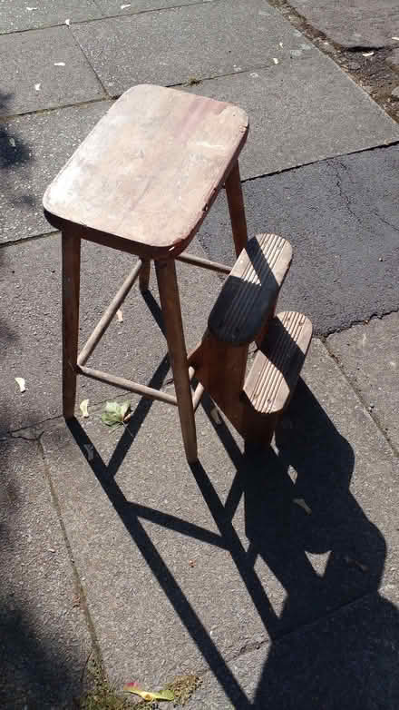 Photo of free Wooden step stool (HA9) #1