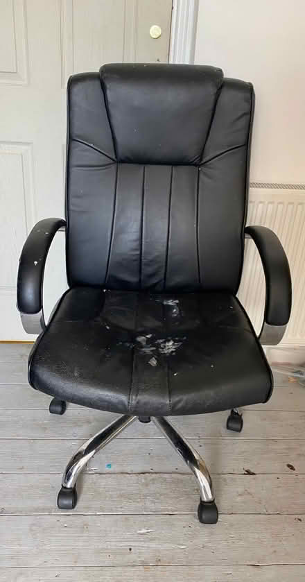 Photo of free Black office chair (Morecambe) #1
