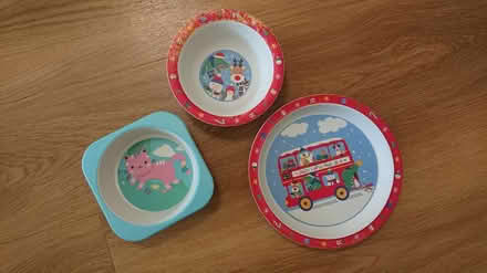 Photo of free bamboo bowls/plate (SG8 (Melbourn)) #1