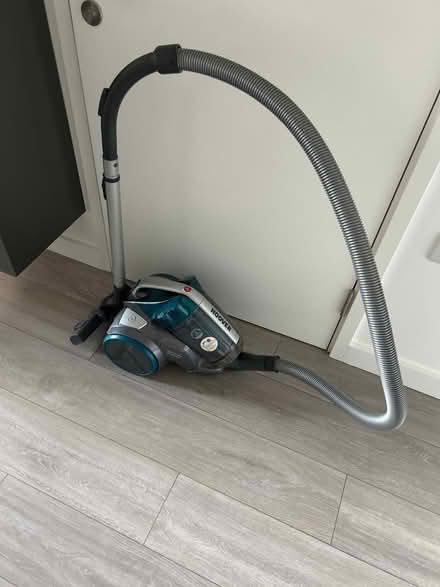 Photo of free Hoover Vacuum Cleaner WORKING (SE17) #1