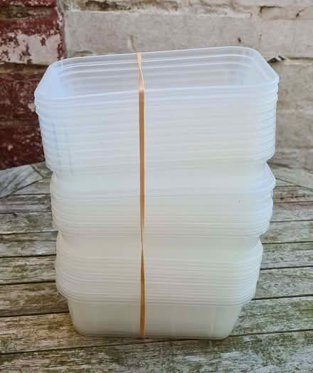 Photo of free 50+ takeaway containers with lids (Craven Road CV21) #1