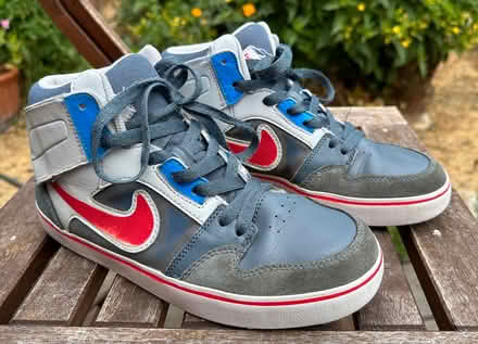 Photo of free Boy's/kids high top sneakers, 6Y (Sunnyvale near Raynor Park.) #1